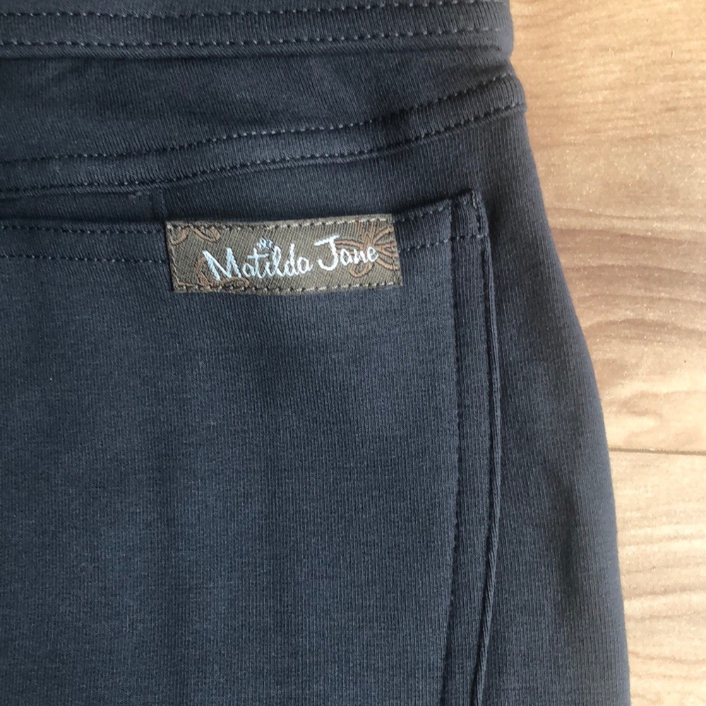 Matilda Jane charcoal zip zip Woman’s leggings - Picture 6 of 8
